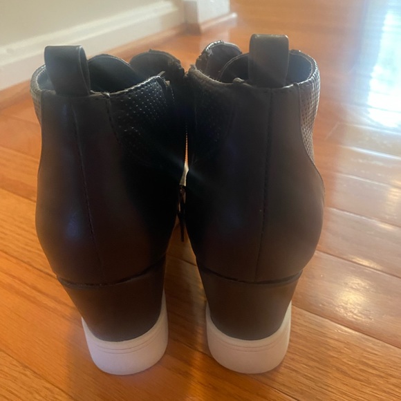 MIA Christi Womens Slip On - size 9M - Picture 6 of 7